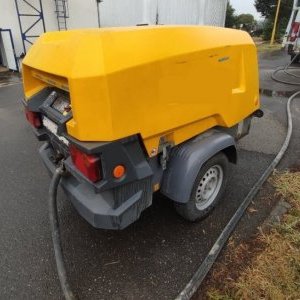 foto 7bar Kompressor 5m3/min Anhänger XAS88 AtlasCopco mit kfz